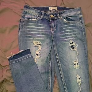 Soundgirl distressed skinny jeans size 3 juniors